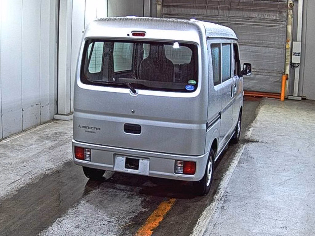 MITSUBISHI MINICAB