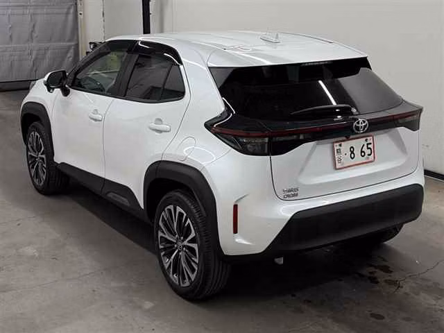 TOYOTA YARIS CROSS