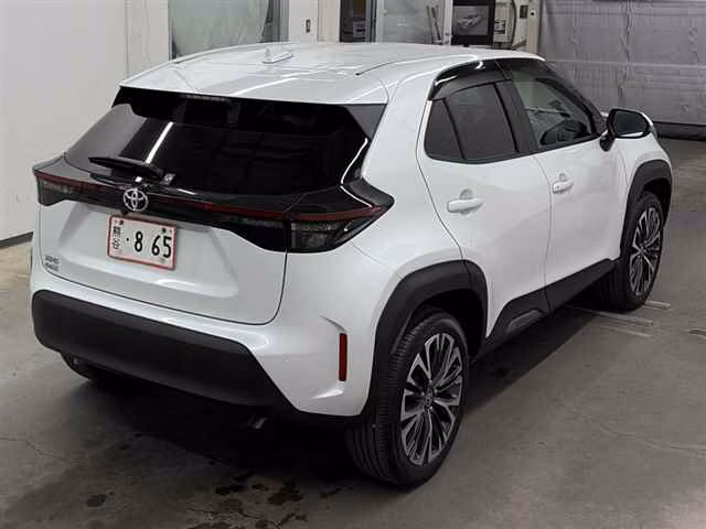 TOYOTA YARIS CROSS