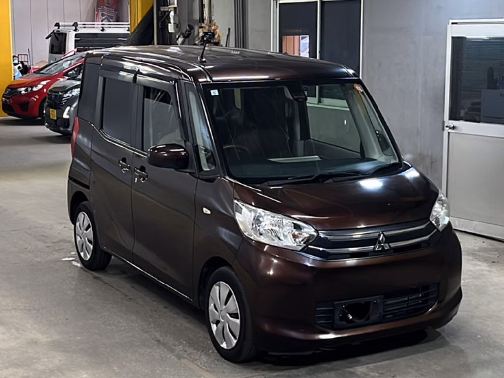 MITSUBISHI EK SPACE