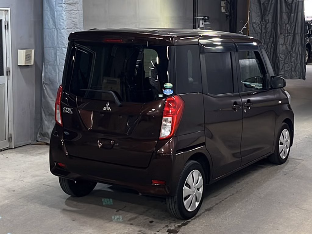 MITSUBISHI EK SPACE