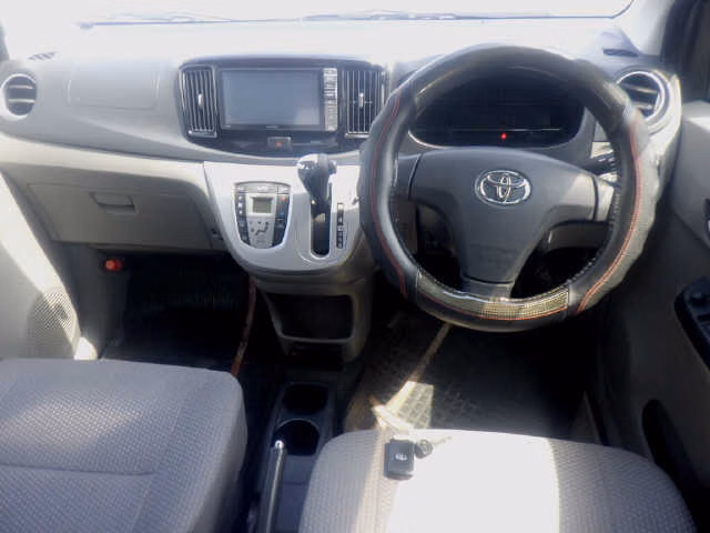 TOYOTA PIXIS EPOCH