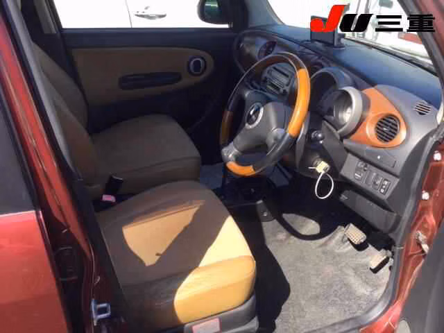 DAIHATSU MIRA GINO
