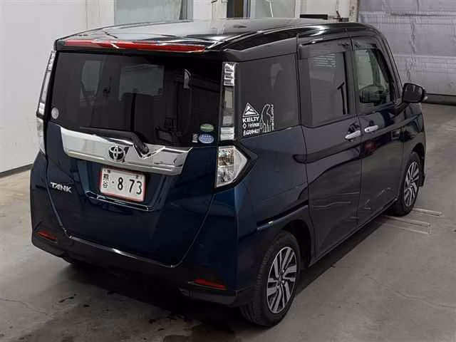 TOYOTA TANK