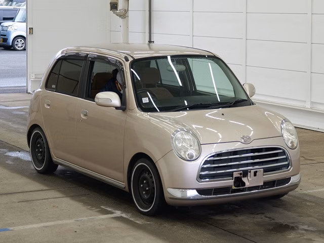 DAIHATSU MIRA GINO