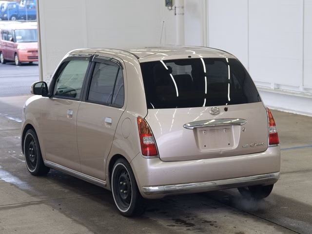 DAIHATSU MIRA GINO