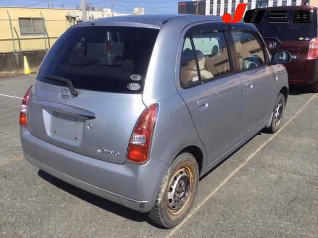 DAIHATSU MIRA GINO