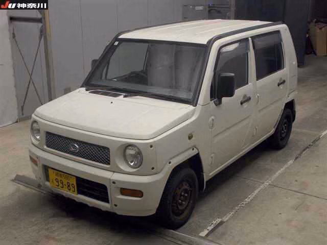 DAIHATSU NAKED