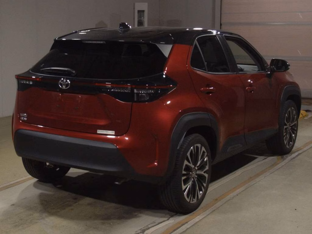 TOYOTA YARIS CROSS
