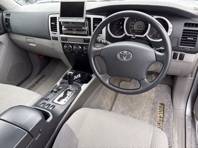 TOYOTA HILUX SURF