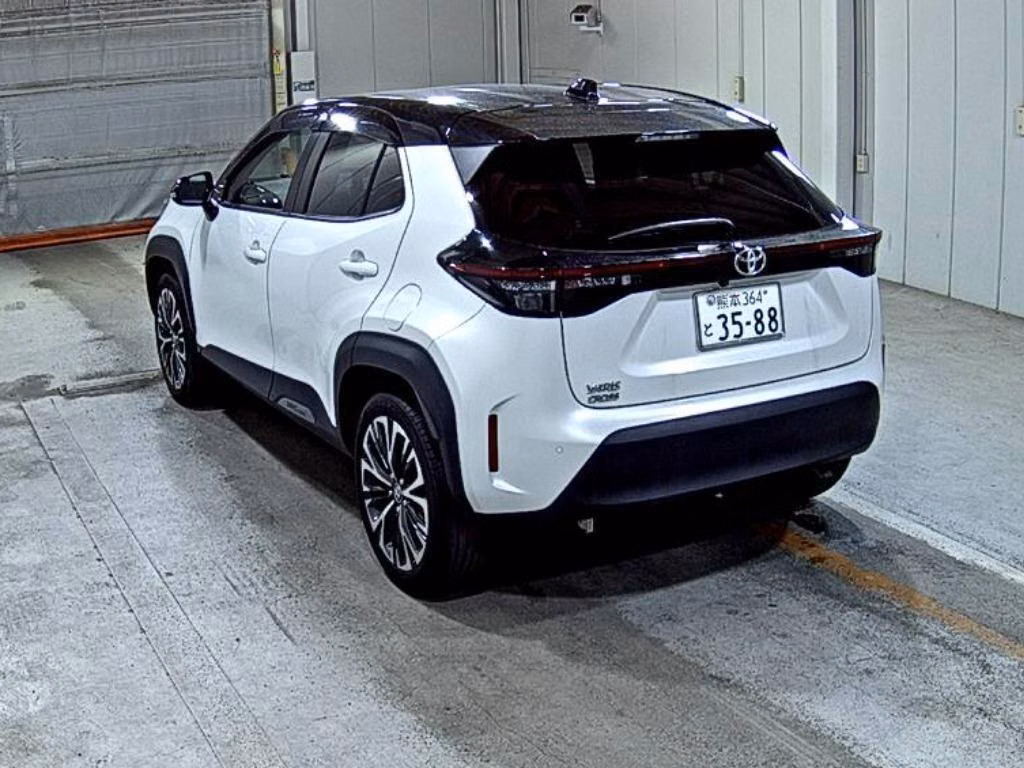 TOYOTA YARIS CROSS
