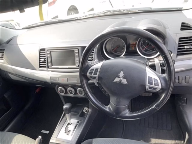 MITSUBISHI GALANT FORTIS