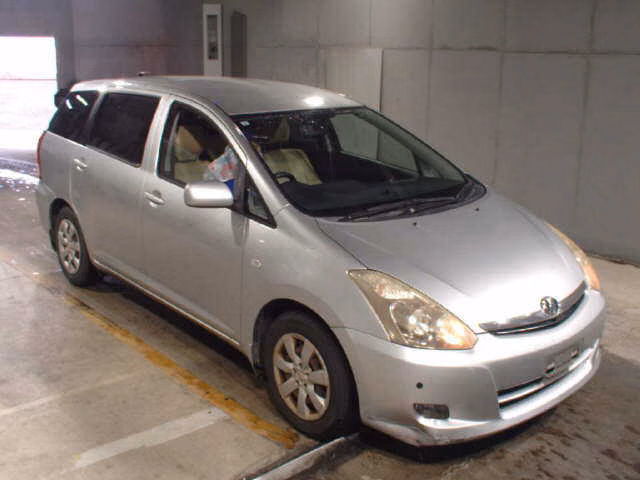 TOYOTA WISH