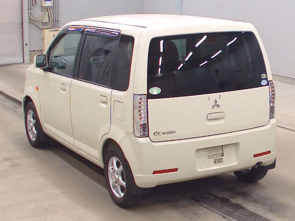 MITSUBISHI EK WAGON