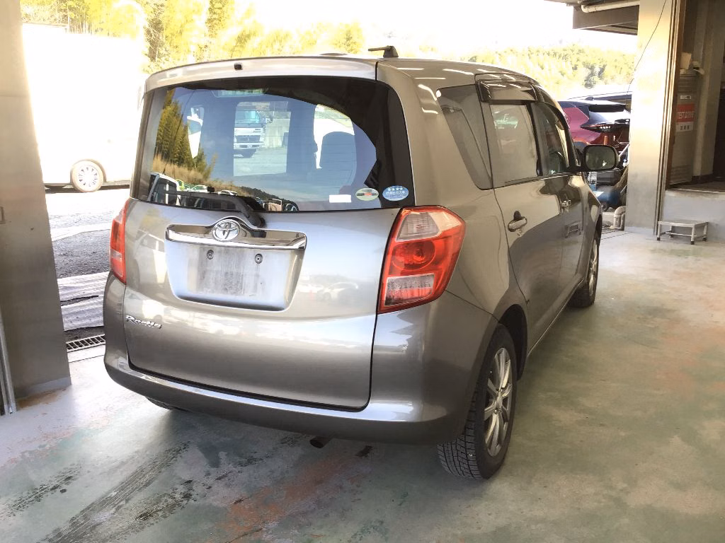 TOYOTA RACTIS