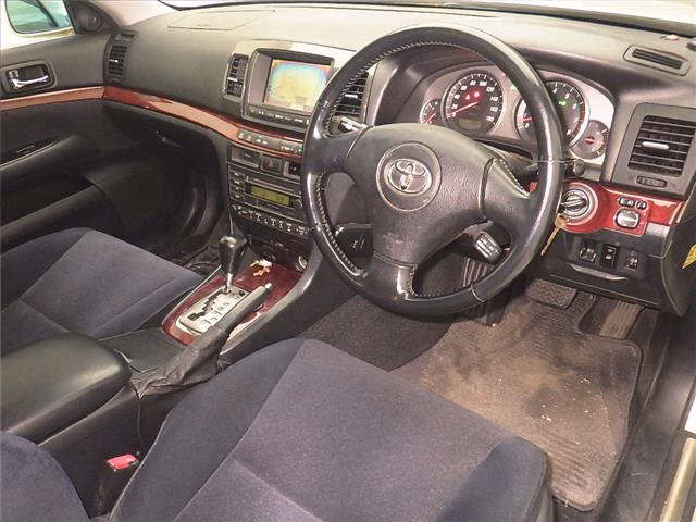 TOYOTA MARK II