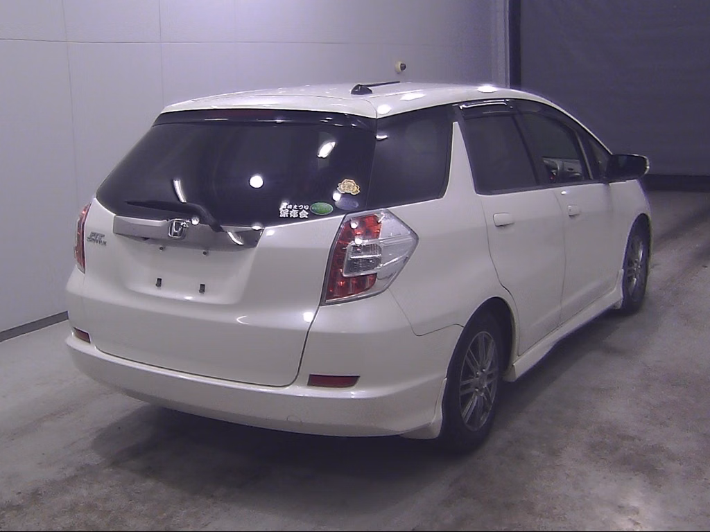 HONDA FIT SHUTTLE