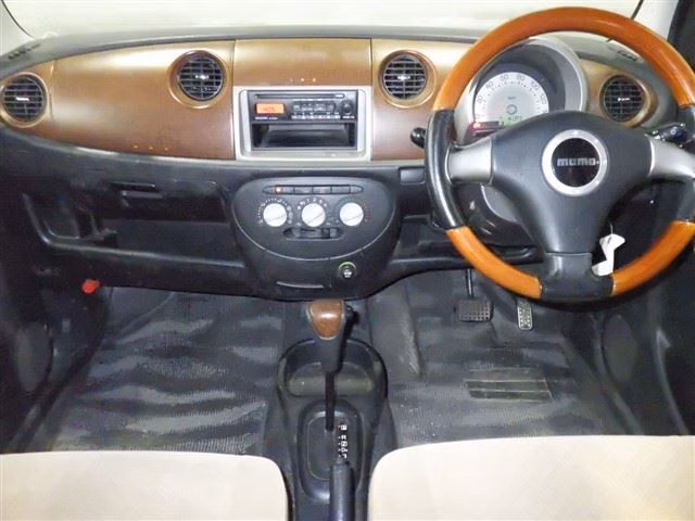 DAIHATSU MIRA GINO
