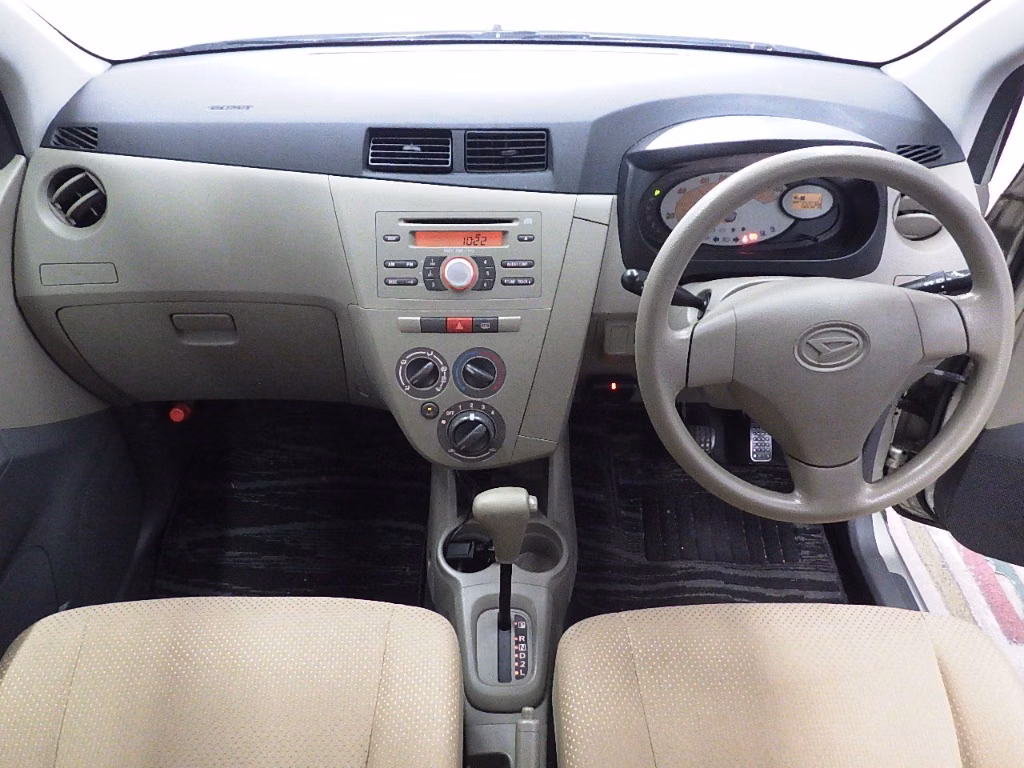 DAIHATSU MIRA