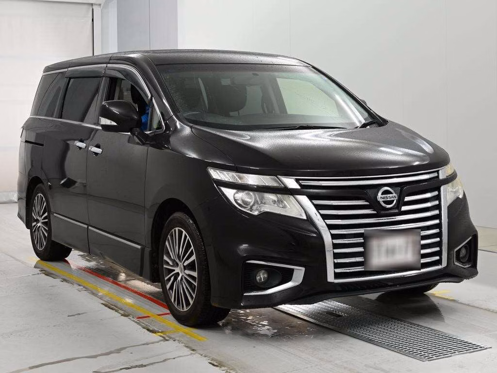 NISSAN ELGRAND