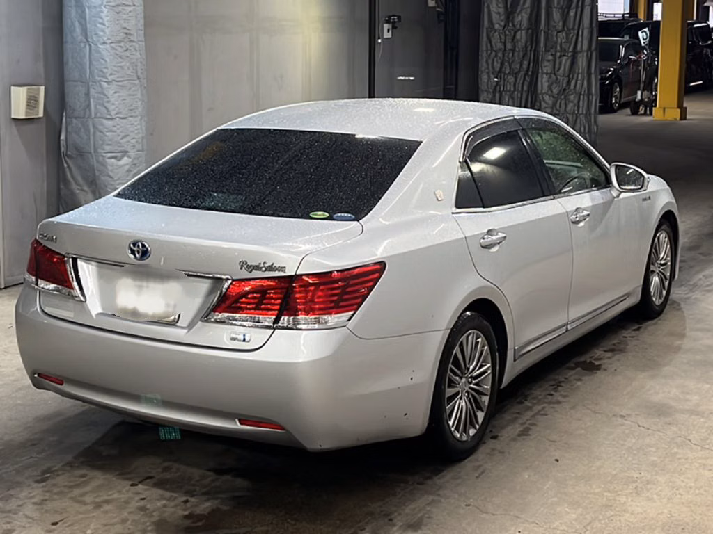 TOYOTA CROWN
