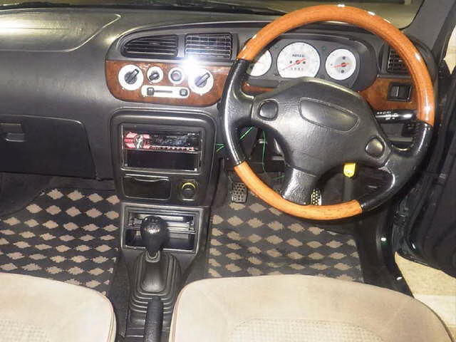 DAIHATSU MIRA GINO