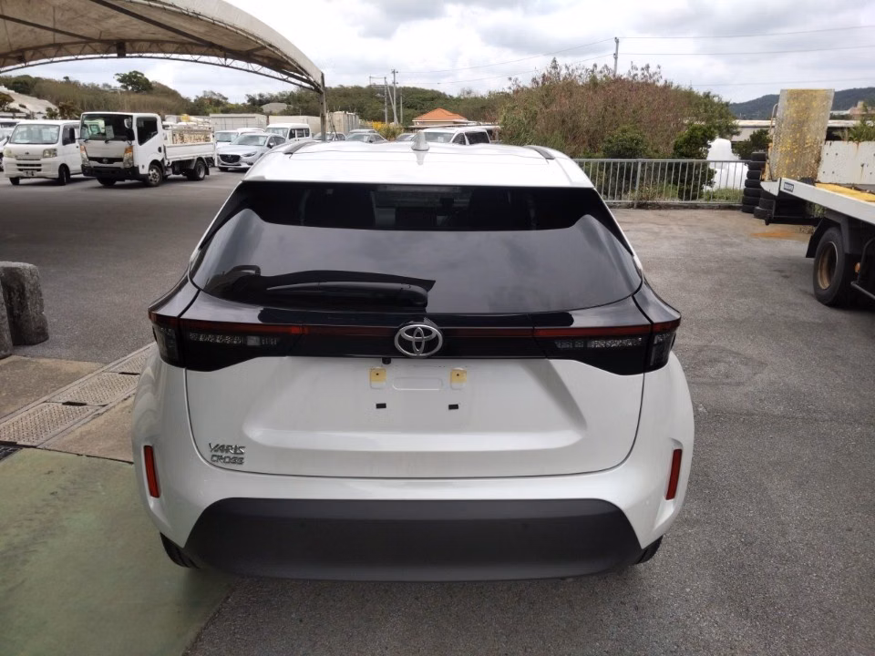 TOYOTA YARIS CROSS