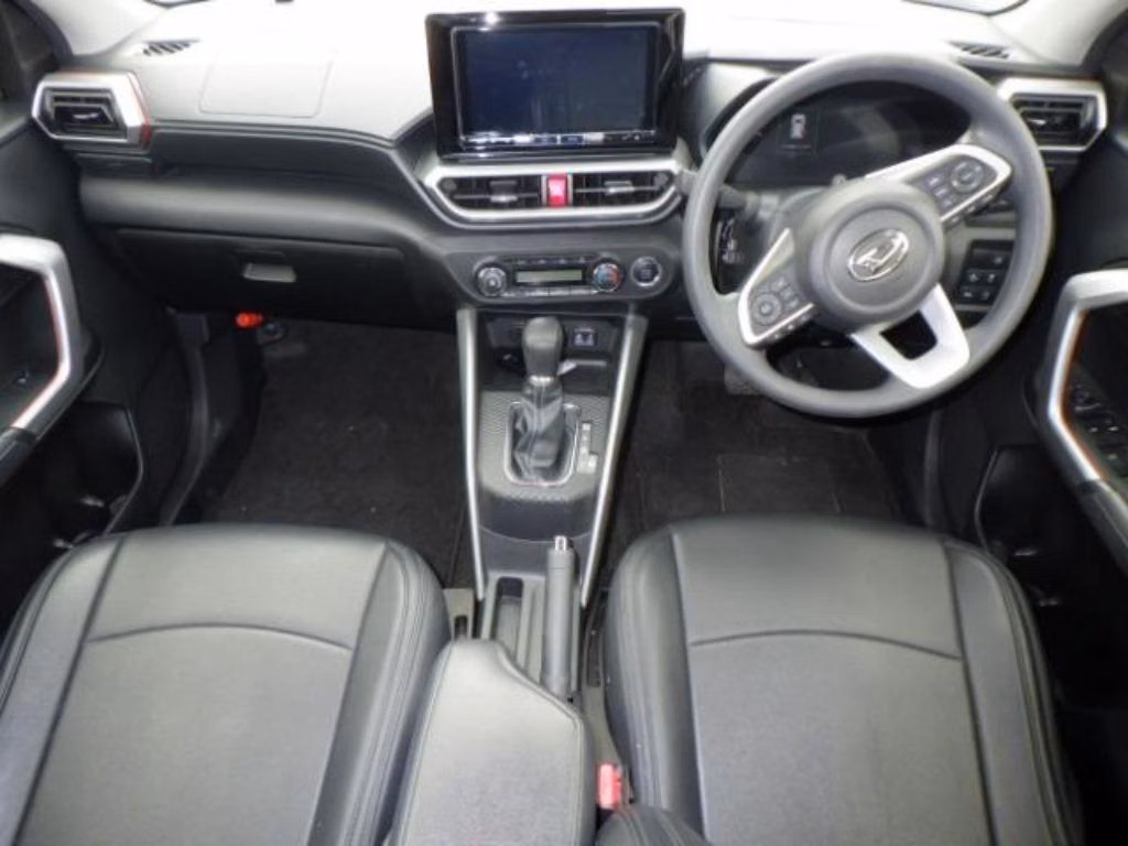 DAIHATSU ROCKY
