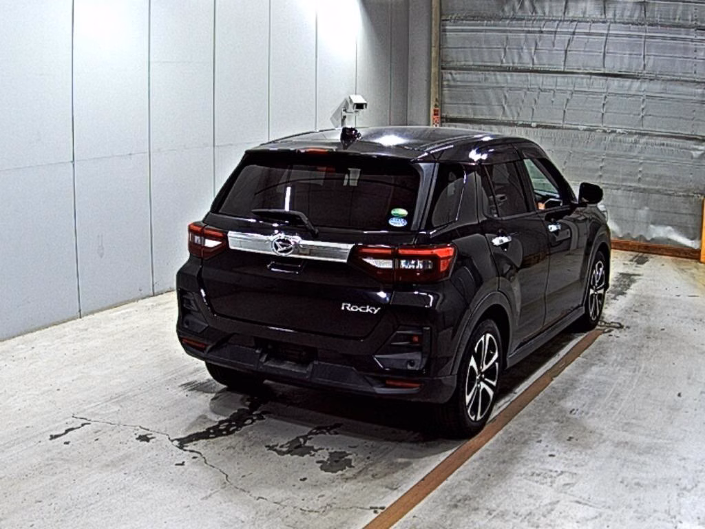 DAIHATSU ROCKY