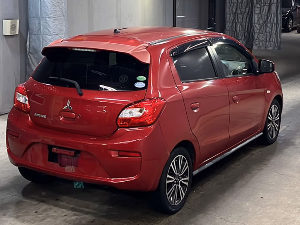 MITSUBISHI MIRAGE