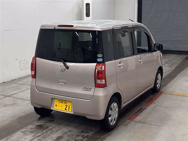 DAIHATSU TANTO EXE