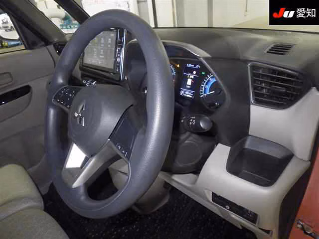 MITSUBISHI EK SPACE