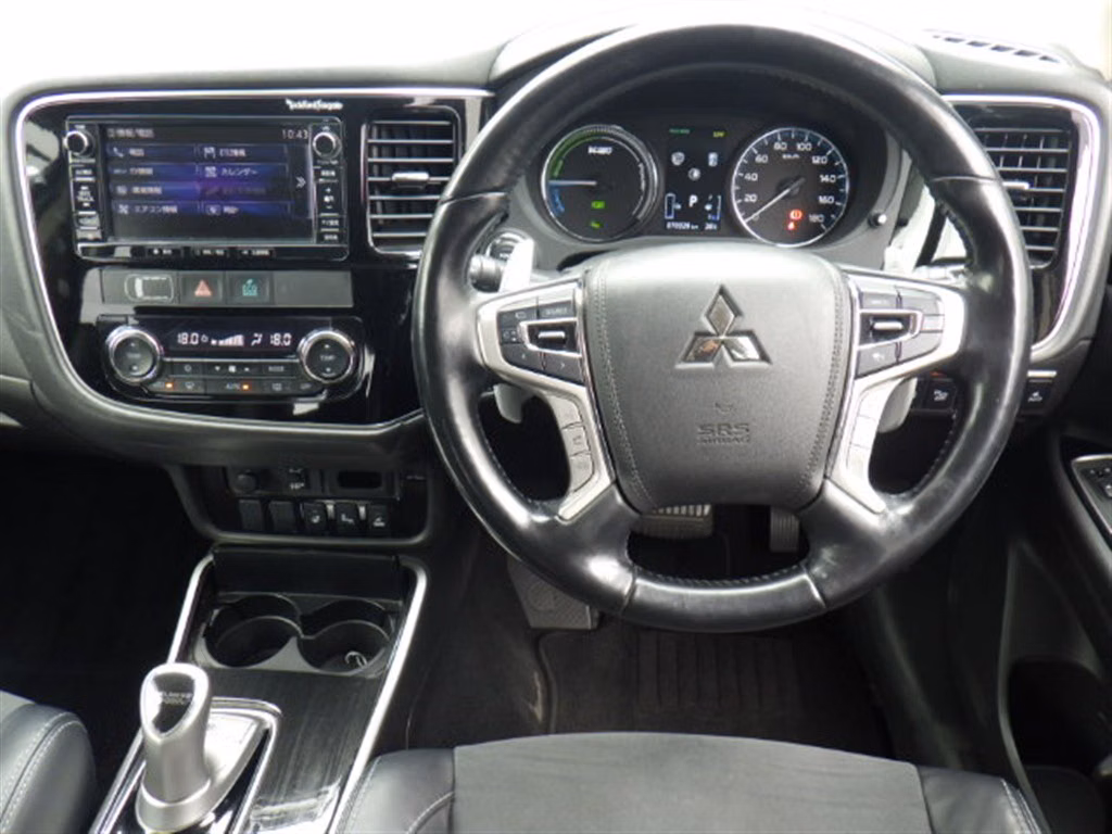 MITSUBISHI OUTLANDER