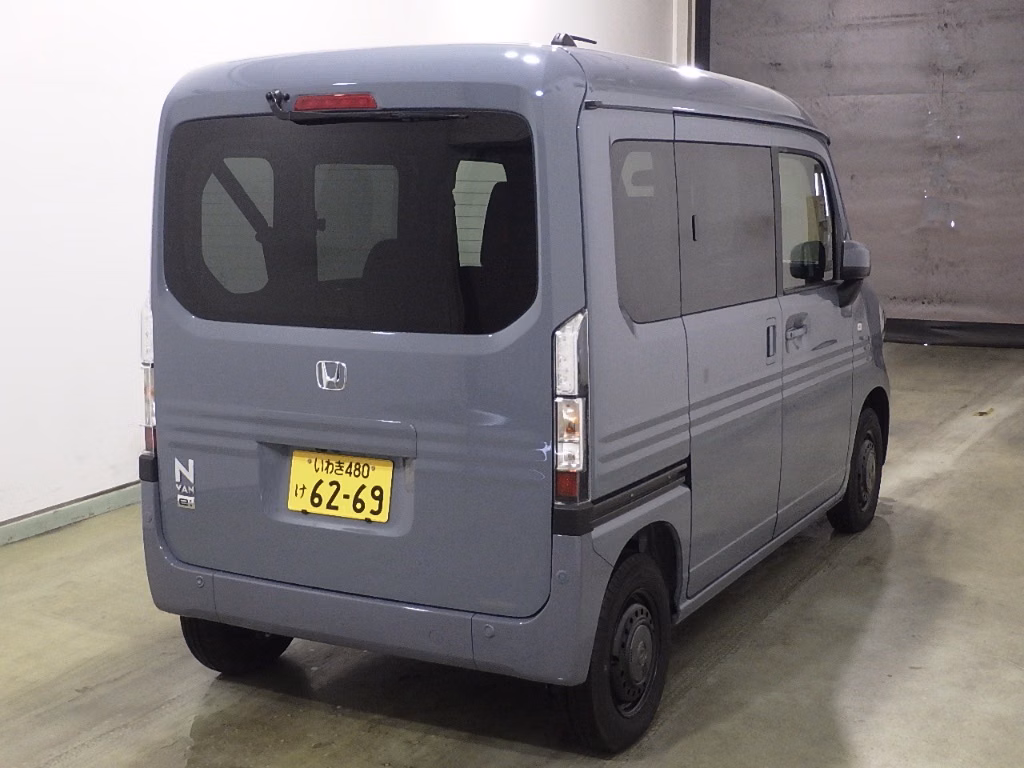 HONDA N-VAN