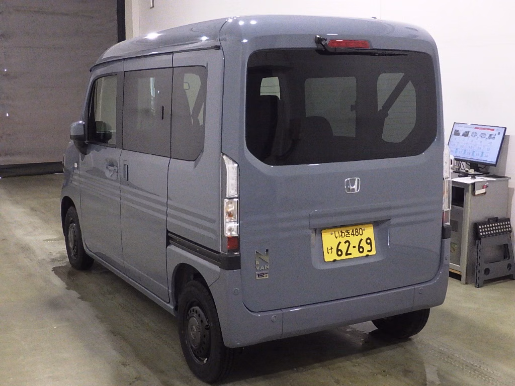 HONDA N-VAN