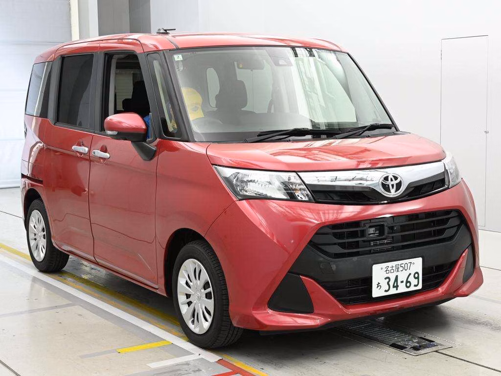 TOYOTA TANK