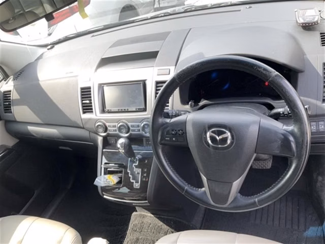 MAZDA MPV