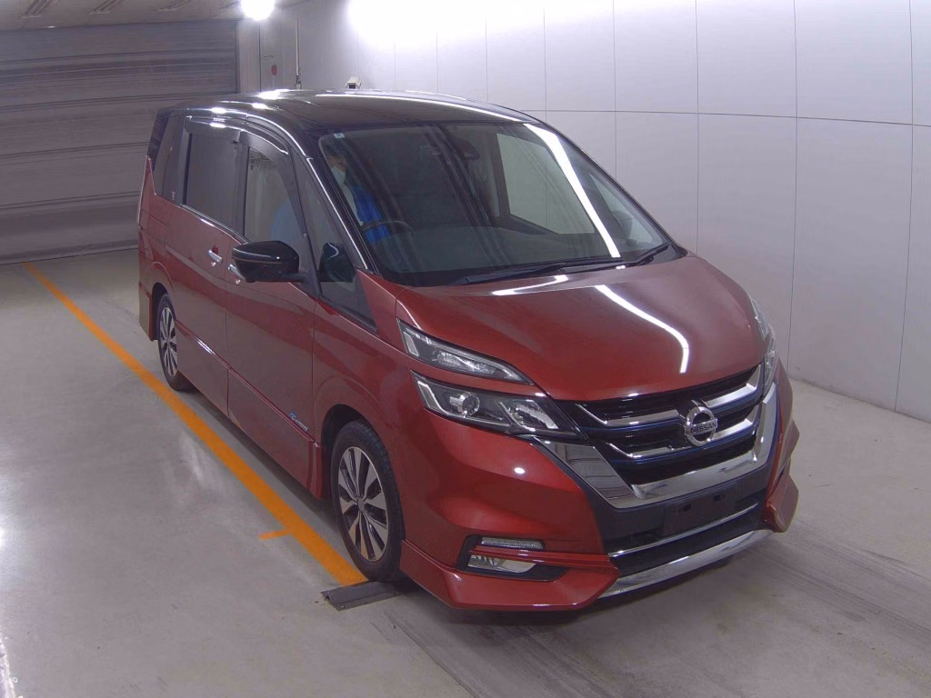 NISSAN SERENA