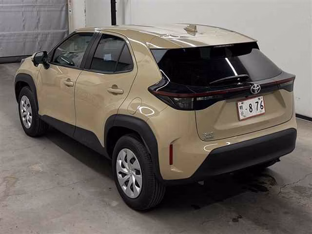 TOYOTA YARIS CROSS