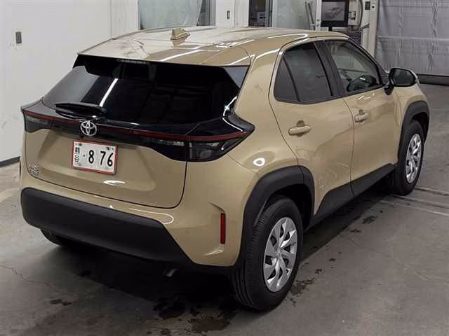 TOYOTA YARIS CROSS
