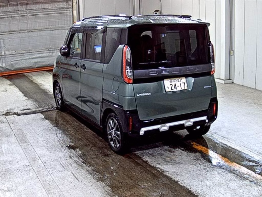 MITSUBISHI DELICA MINI