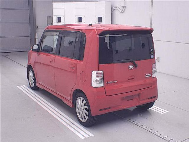 DAIHATSU MOVE CONTE