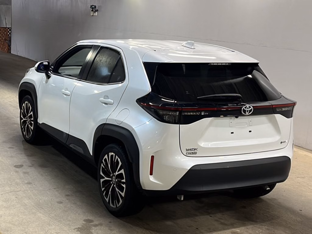 TOYOTA YARIS CROSS