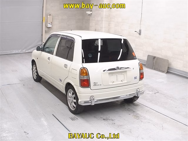 DAIHATSU MIRA GINO