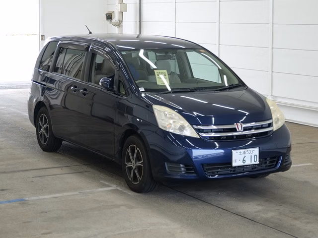 TOYOTA ISIS