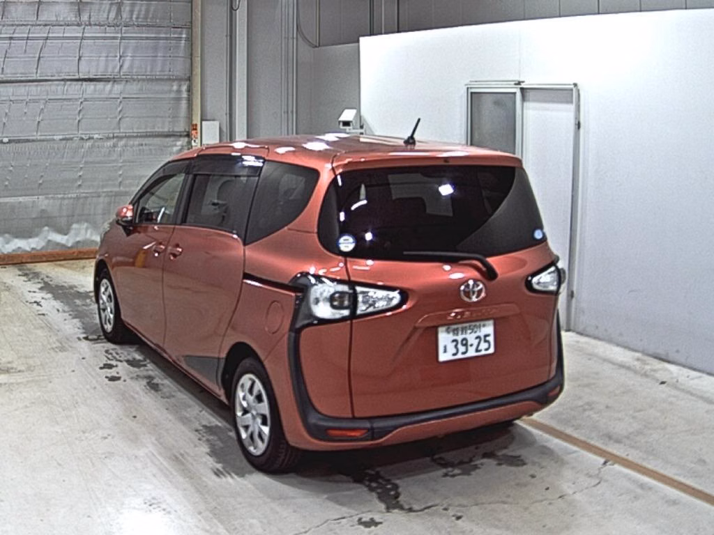 TOYOTA SIENTA
