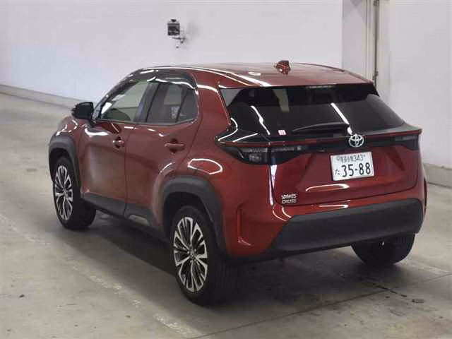 TOYOTA YARIS CROSS