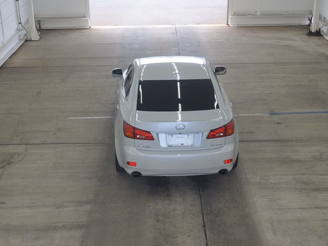LEXUS IS350