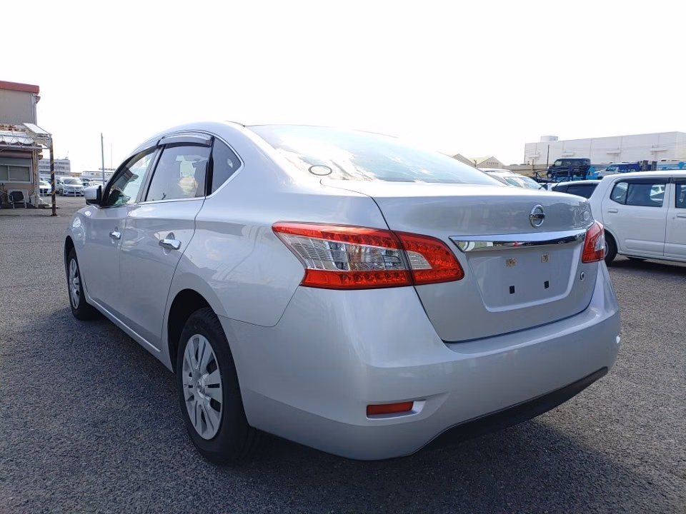 NISSAN SYLPHY