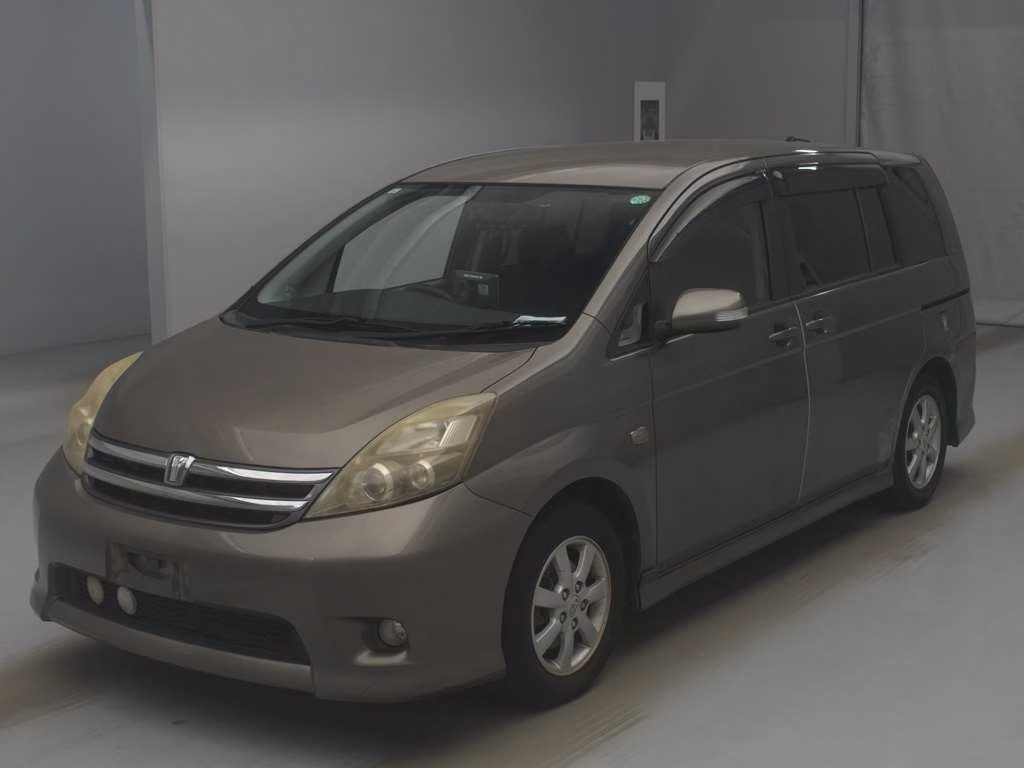 TOYOTA ISIS